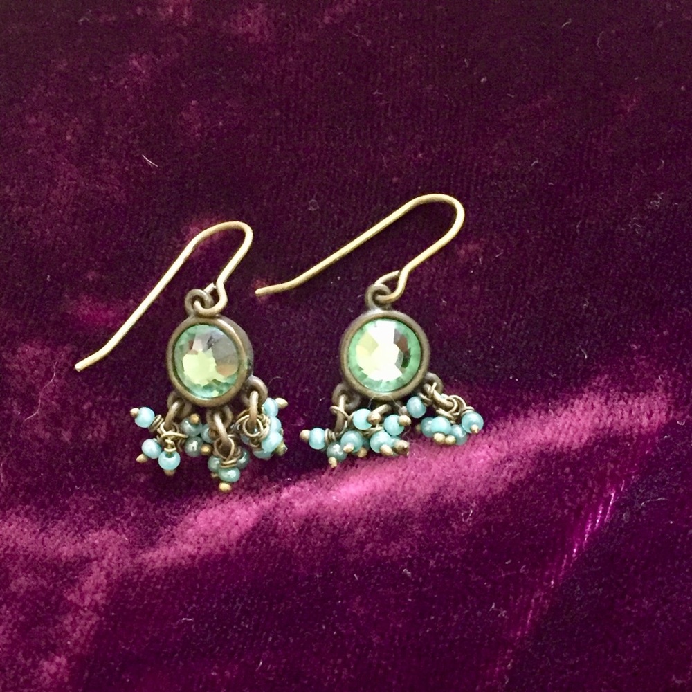 Glass crystal drop earrings